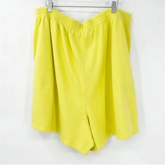 Daydreamer Ransom Note Hi-Frequency BF Boyfriend Sweat Shorts in Citron Yellow - Picture 4 of 8